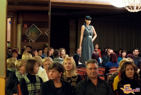 FOTO: Modni kreator Aleš Černi predstavil svoje umetnine enega leta