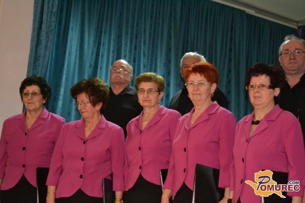 FOTO: V Černelavcih proslavili 10. obletnico pevskega zbora