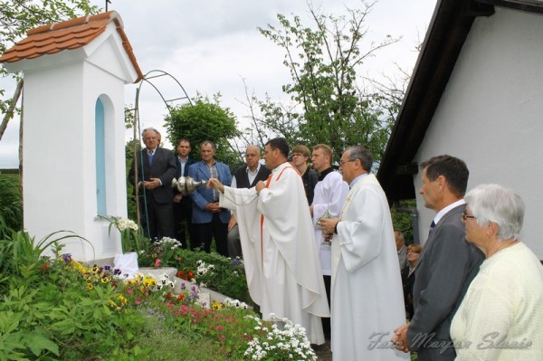 FOTO: Radgonska župnija dobila novo kapelico