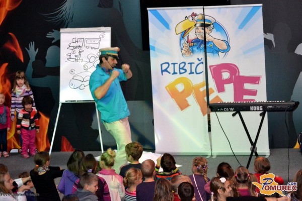 FOTO: Ribič Pepe navdušil otroke v BTC-ju