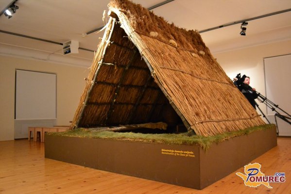 FOTO: Kako so Slovani izdelovali svoja bivališča