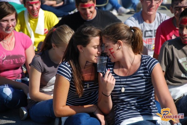 FOTO: Dijake prvih letnikov »krstili« tudi v Lendavi