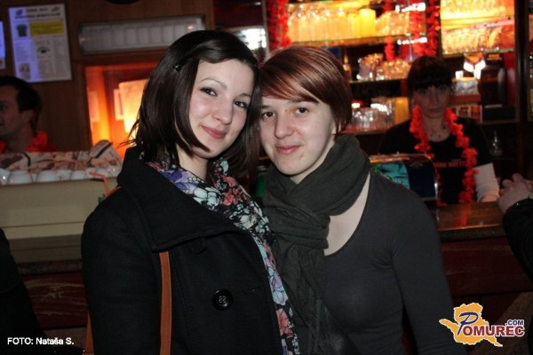 FOTO:  Skupina Plamen zabavala v Sfings clubu