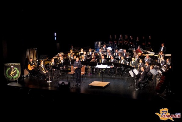 FOTO: V Murski Soboti odmevale skladbe Orkestra slovenske vojske